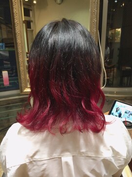 サロンドミルク 原宿(salon de MiLK) グラデーションレッド