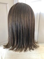 ロンドアベニール 北千住(Lond avenir)&nbsp;ｎａｍｉｅ　切りっぱなし×アイスグレージュ