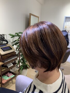 ユーネリー(U-NERY) ショートボブ