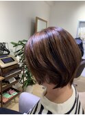 ショートボブ