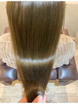 ジーナ 西荻窪(Zina) 【CELINE 西荻窪】小顔オリーブカラーボブルフクールショート