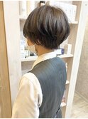 福山市美容室Caary 襟足スッキリ 前下がりオフィスショート
