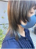 ウルフ×毛先ブルーカラー