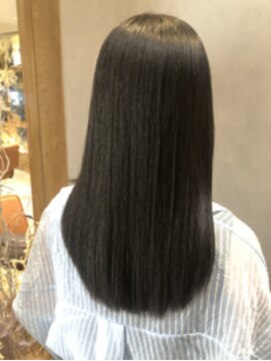 オレロ 国立(olelo) 大人ガーリー/似合わせカット/リバースセンターパート/国立