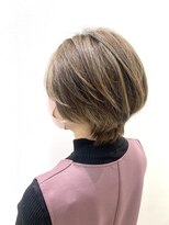 ソルドット バイ オハナ(sol.by ohana)&nbsp;３０代４０代５０代デザインハイライトスタイル　ショート