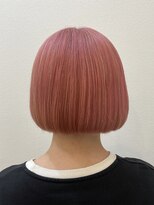 ロルド シェリ(Rold Cheri)&nbsp;ホワイトピンク/ブリーチカラー/ハイトーンカラー/ミニボブ