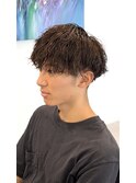 ツイストスパイラル　波巻パーマ　メンズパーマ　眉毛