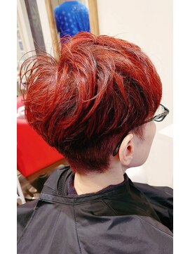 ランプヘアー(LAMP HAIR) ボーイッシュスタイルハンサムコンパクトショートレッドカラー