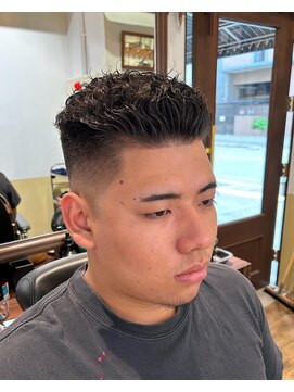 カムレイドフォーライフ(COMRADE 4 LIFE) 担当西村　王道宮城パーマ