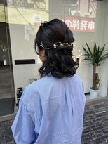 スミ(sumi)&nbsp;ハーフアップアレンジ×結婚式ヘアセット