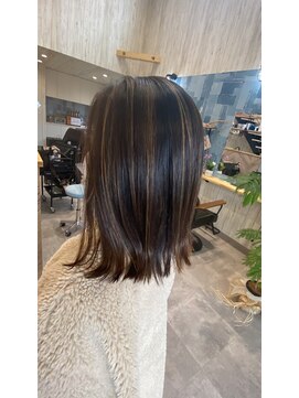 アロハナ ヘアワークス(alohana hair works) ハイライトミディ