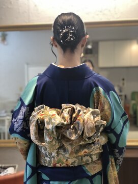 ボンビィヴァン(bon-vivant) 新成人おめでとう御座います