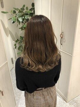 フィゼル あべのルシアス店(Aujua fizelle) グラデーションカラー