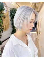エイム(AiM) White