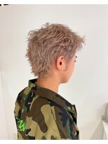 ブリックマウントヘアメイク(Blic mt hair make)&nbsp;ホワイトベージュスパイキーショート