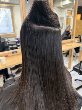 リット(lit) 収まり抜群美髪ストレート