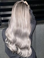 エゴ 池袋(EGO) ホワイトシルバーバレイヤージュ