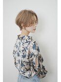 柔らかベージュの大人丸みショート
