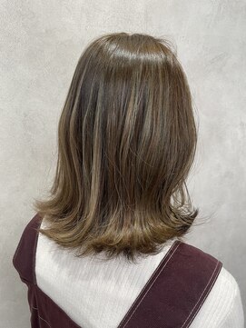 ルノン(LUNON) 黒髪クラゲヘアーオリーブグレー小顔ココアベージュ