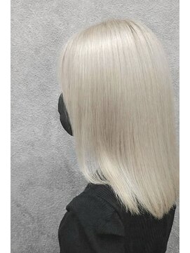 Hair atelier JURAKU 【ヘア アトリエ ジュラク】 ハイトーンカラー