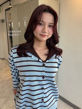 ヴィア 京都烏丸(Via) 10代20代30代／カシスレッドカラー／ブリーチ／髪質改善