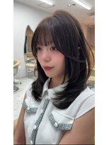 天神美容室&nbsp;ハイレイヤーカットハッシュカットグレージュ