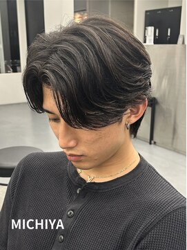 アンドメゾンオム(&Maison. homme) 【複雑履歴でも叶う】毛流れパーマ