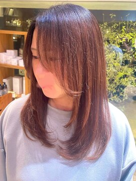 ナチュラル ヘアーデザイニング(Natural hair designing) 大人っぽ可愛い/やわらかブラウン/小顔レイヤーで軽やかセミディ