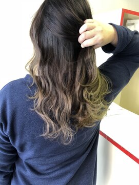 ラフュガーデン 元町店(Laugh U GARDEN) インナーカラー