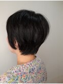 ショートボブ
