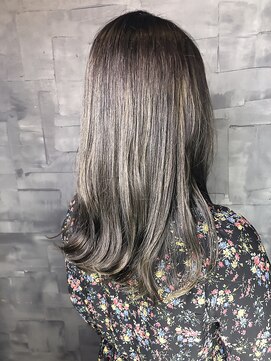 ヘアサロンエムフィス 池袋東口(HAIR SALON M Fe's) 外ハネボブ/アッシュブラウン/ネオウルフ/デザインカラー