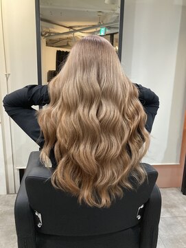 ラフ 難波店(LAFF) #黒髪#ボブルフ#ネビージュ#小顔#ワンレン