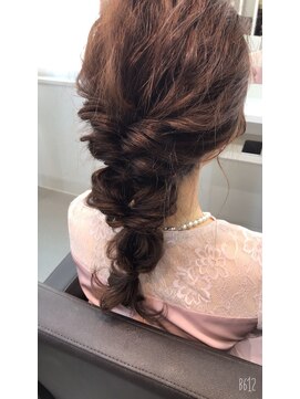 レディスペヘアー(redispe hair) あみおろし【名古屋駅・名駅・名駅西口・名古屋駅西口】