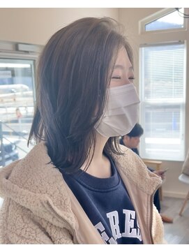 レポ(LEPO) オリーブカラーと切りっぱなしロブ