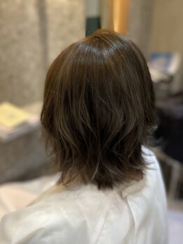 ポッシュ(Posh.)の写真/北千住エリアで圧倒的実力のあるカット技術！髪のクセやうねりを見極め、あなたに合ったスタイルをご提案◎