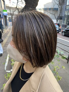 エトラ 渋谷店(etora) 丸みボブ グレージュハイライト