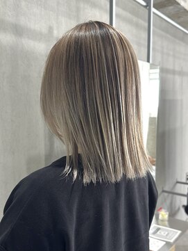 ラック(LUCK) バレイヤージュ/船橋/くすみベージュ/細めハイライト