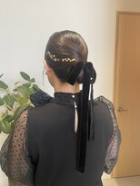 キチ(kici)&nbsp;お呼ばれヘア/シニヨン/タイトアレンジ