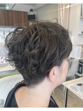 ピアリ オカモト(Peri okamoto) ショートパーマでお洒落度アップ