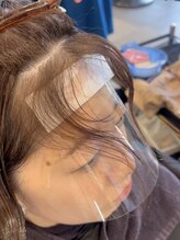 3. 濡れた髪と乾いた髪の状態を比較して「髪の健康度」を見極める