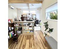 バーバーショップ あかみどり(BARBER SHOP)の雰囲気（気軽に入れるカジュアルなお店）