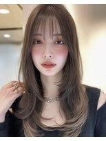 オンク 新宿(onk)&nbsp;黒髪/グレーベージュ/レイヤーロング/前髪パーマ[新宿駅]