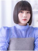 暗髪グレーヘアーブリーチなしメテオストレートボブレイヤー30代