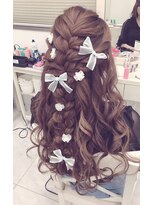 リサ 恵比寿(risa.)&nbsp;編みおろしアレンジ