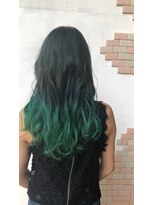 モードケイズ 阿倍野店(MODE K’s) モスグリーン×グリーングラデーションカラー