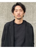 かき上げスパイラルフェザーマッシュサイドパートショート