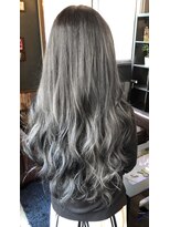 キラ(KIRA)&nbsp;アッシュグレージュ