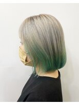 ベラ(Bella)&nbsp;【Bella吉祥寺】グラデーションカラー/シルバー/グリーン