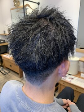 キューエルシーカットスタンド 勝川駅前店(QLC CUT STAND) ツイスト風ジェットモヒカン