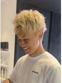 短髪ショート/金髪ショート/ハイトーン